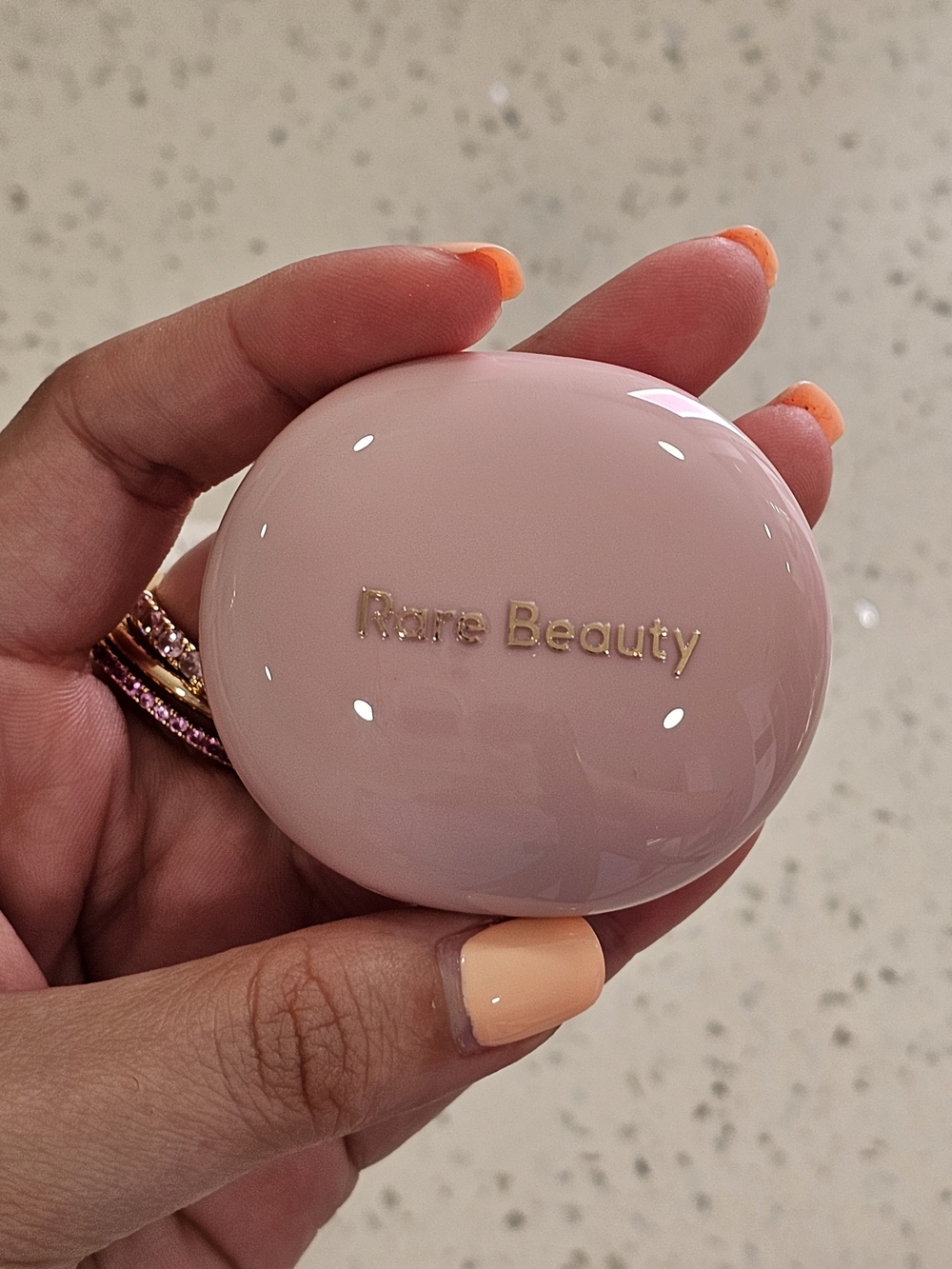 Rare Beauty Stay Vulnerable Cream Blush - Nearly Apricot (Pink Compact) - Picture 4 of 6